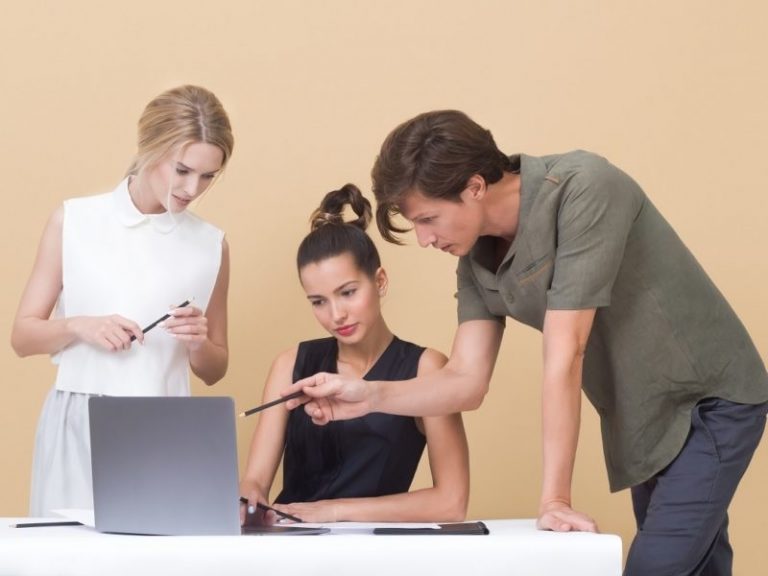 Two Questions Every Customer Service Manager Must Be Asking Everyday Two Questions Every Customer Service Manager Must Be Asking Everyday