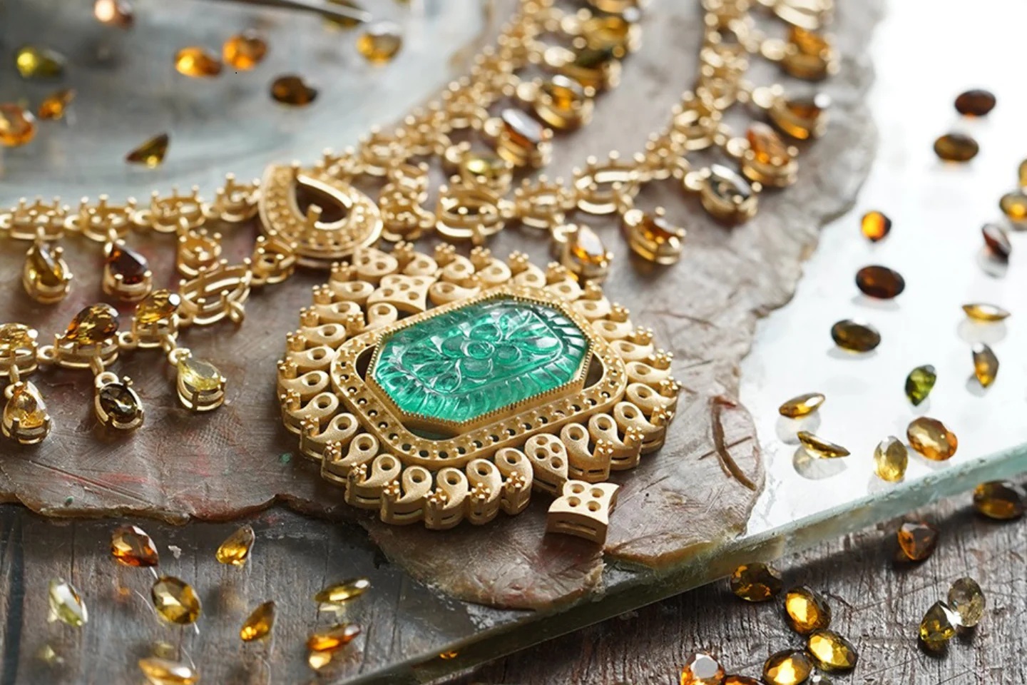 How to Choose the Right Jeweler for Your Custom Made Jewelry